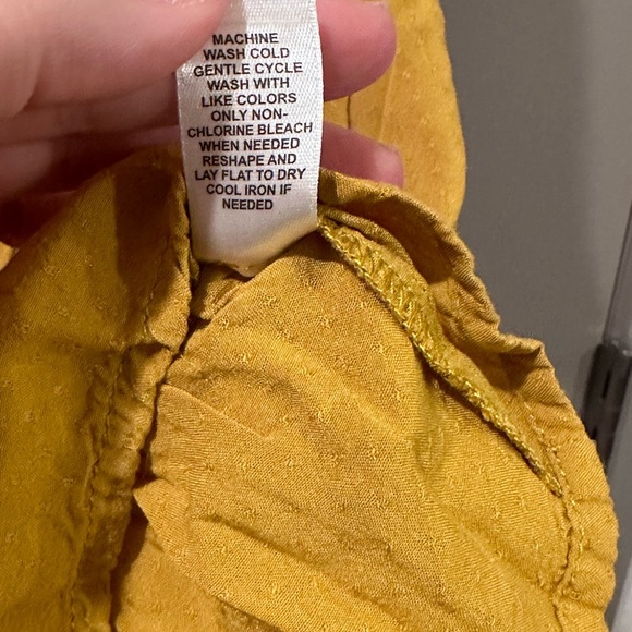 Sunflower yellow cropped blouse - Picture 6 of 7